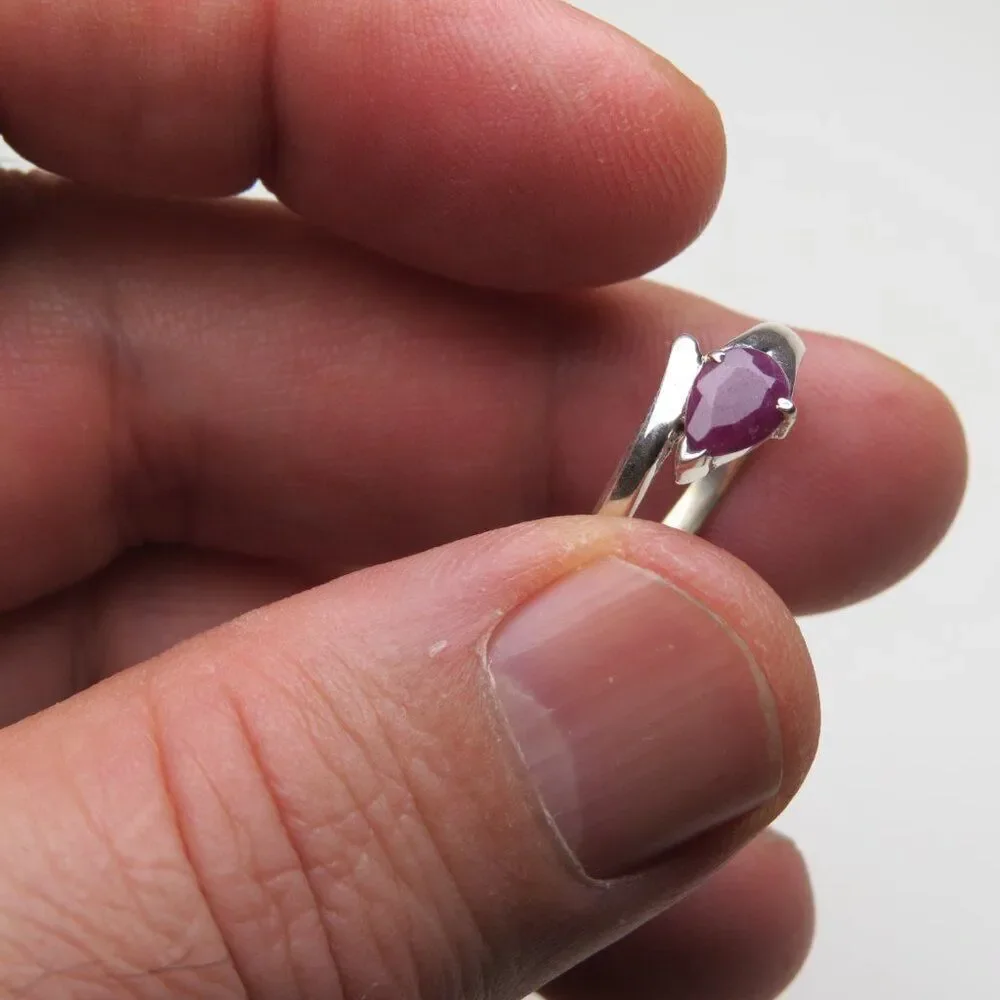 *925 Sterling Silver Genuine Ruby Ring - Picture 4 of 5